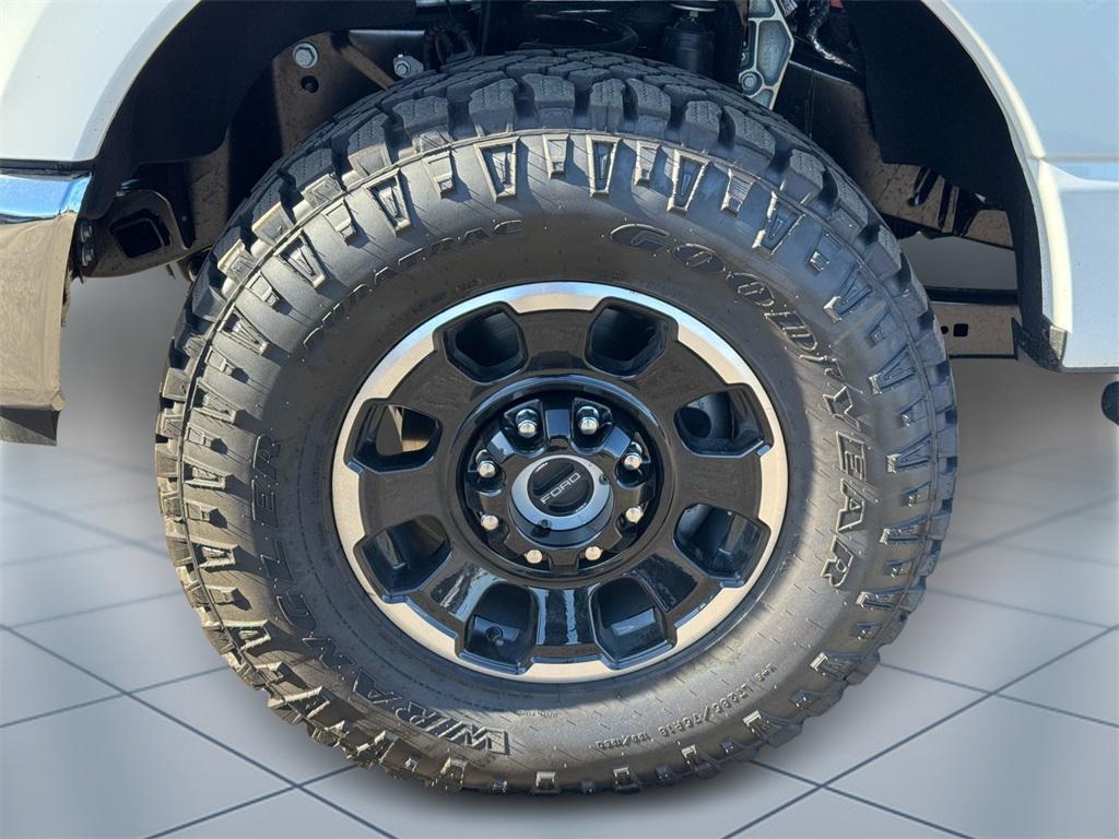 new 2025 Ford F-250 car, priced at $89,885