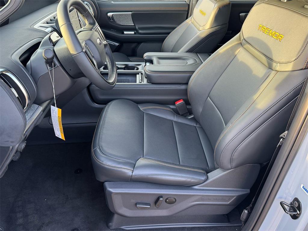 new 2025 Ford Expedition car, priced at $82,940