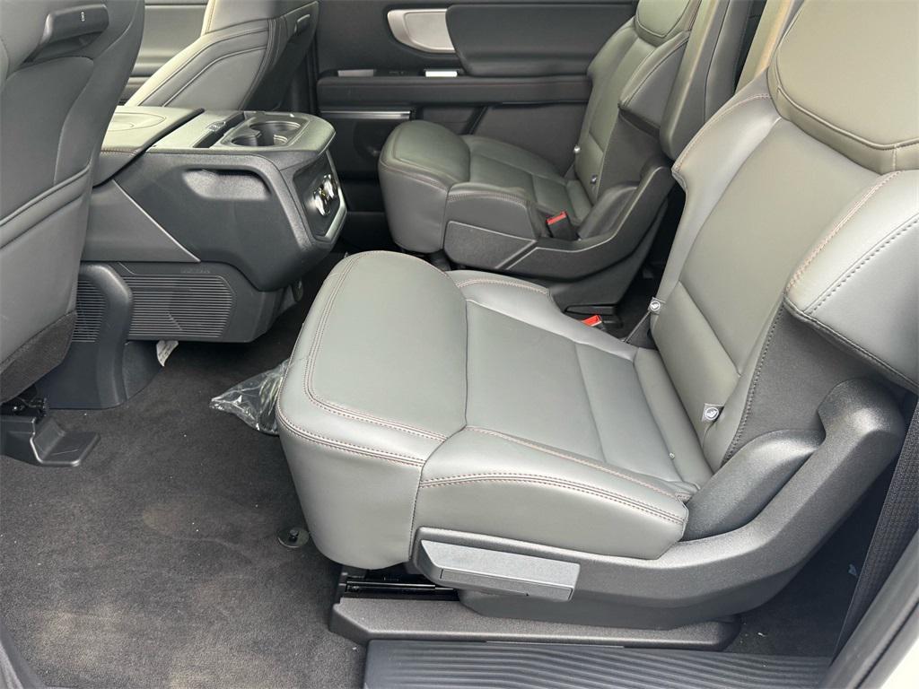 new 2025 Ford Expedition Max car, priced at $73,840