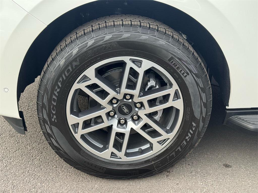 new 2025 Ford Expedition Max car, priced at $73,840