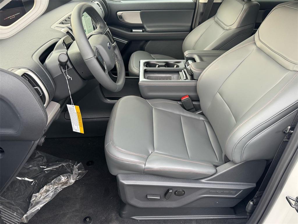 new 2025 Ford Expedition Max car, priced at $73,840