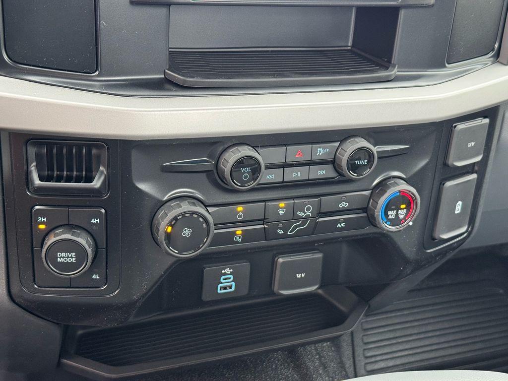 new 2026 Ford F-450 car, priced at $61,625