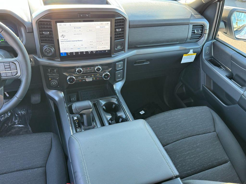 new 2026 Ford F-150 car, priced at $61,506