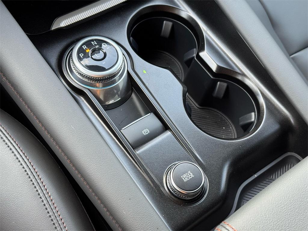 new 2025 Ford Explorer car, priced at $43,737