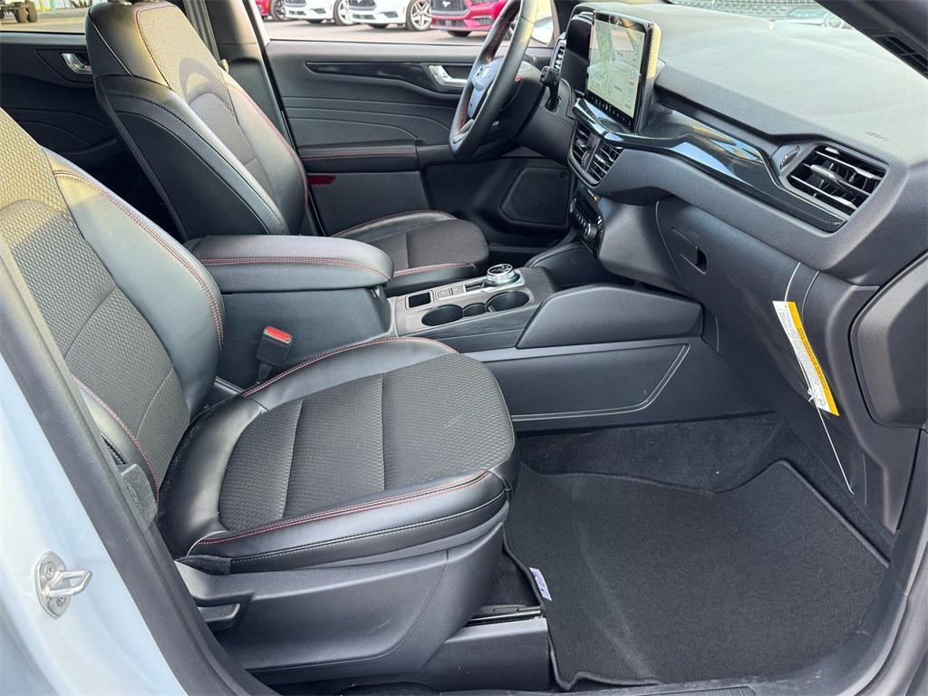 new 2025 Ford Escape car, priced at $29,105