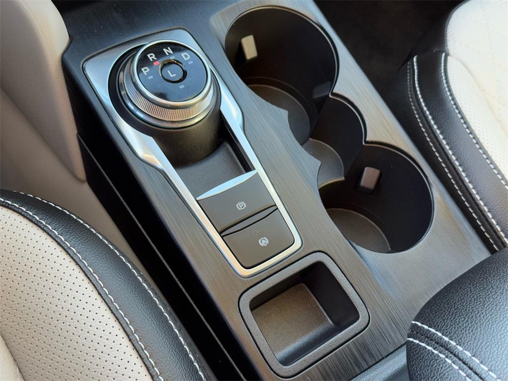 new 2024 Ford Escape PHEV car, priced at $33,615