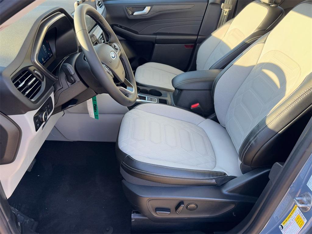 new 2024 Ford Escape PHEV car, priced at $33,615