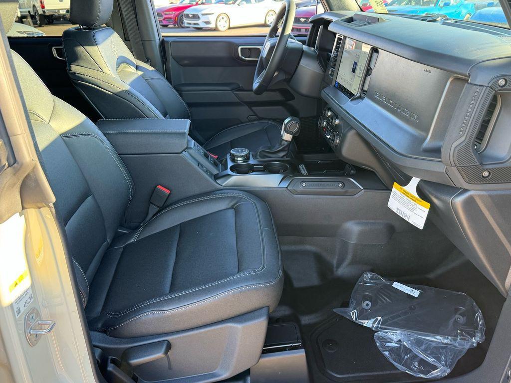 new 2025 Ford Bronco car, priced at $45,595