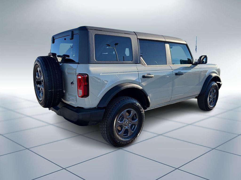 new 2025 Ford Bronco car, priced at $45,595