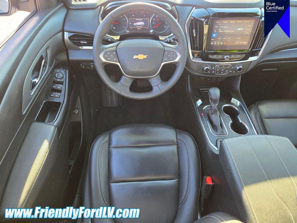 used 2023 Chevrolet Traverse car, priced at $31,880