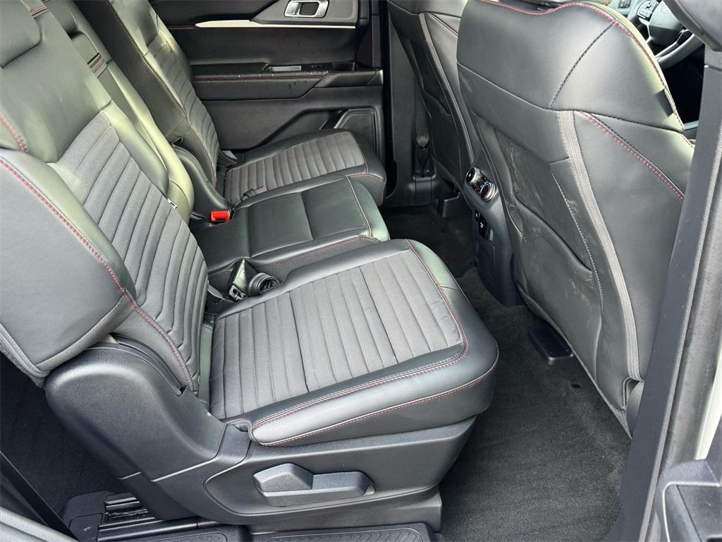 new 2025 Ford Explorer car, priced at $46,656