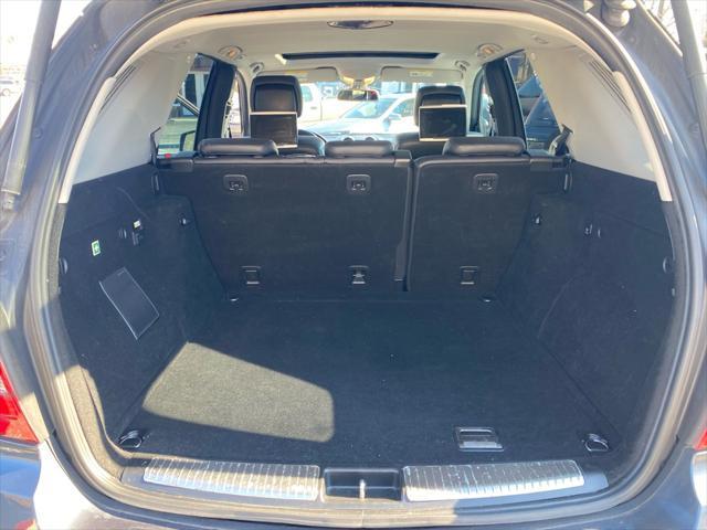 2011 BLUE Mercedes-Benz M-Class