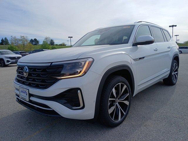 new 2026 Volkswagen Atlas car, priced at $52,301