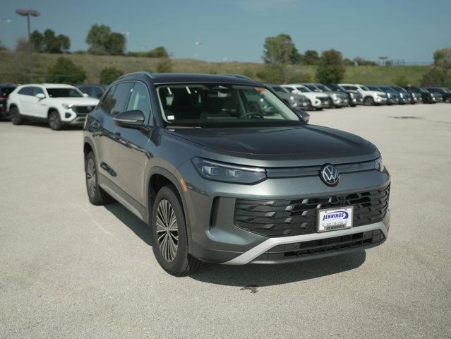 new 2025 Volkswagen Tiguan car, priced at $30,961