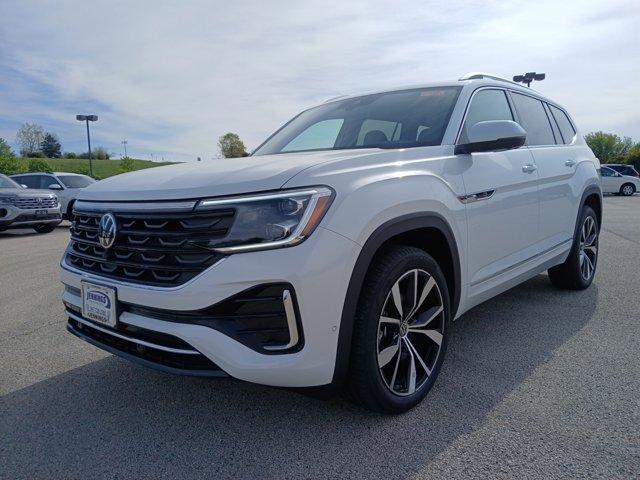 new 2026 Volkswagen Atlas car, priced at $52,301