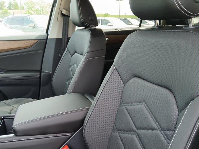 new 2026 Volkswagen Atlas car, priced at $43,576