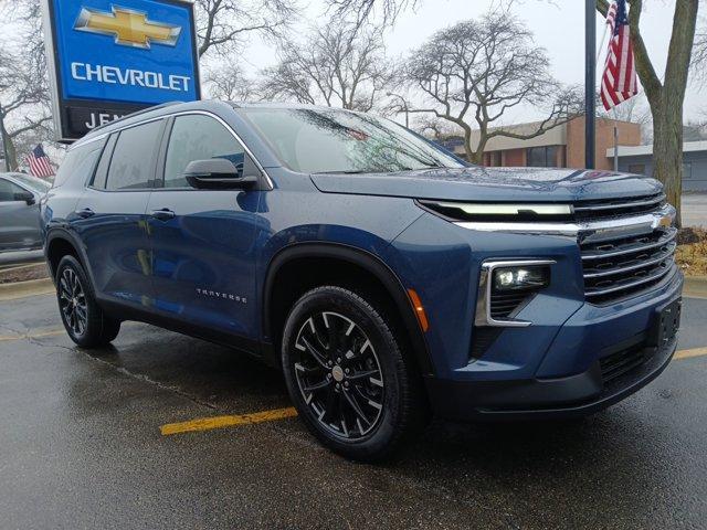 new 2026 Chevrolet Traverse car, priced at $47,195