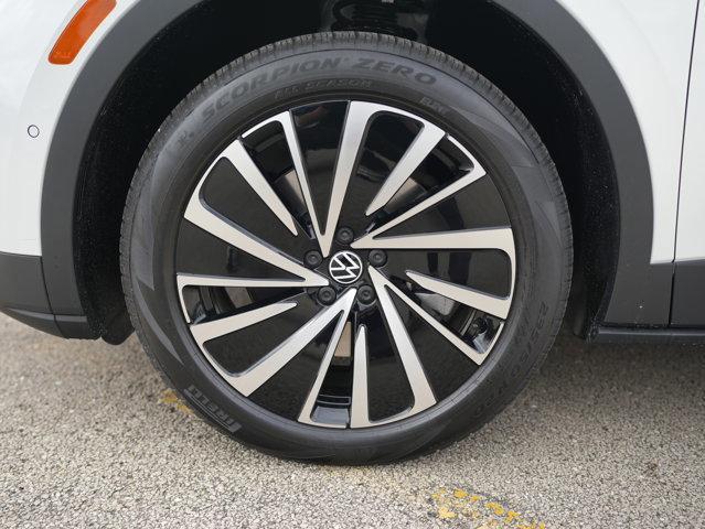 new 2026 Volkswagen ID.4 car, priced at $43,678