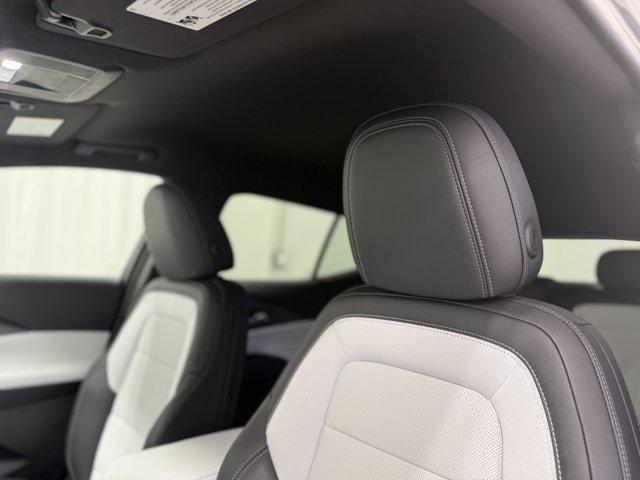 used 2025 Chevrolet Equinox EV car, priced at $28,988