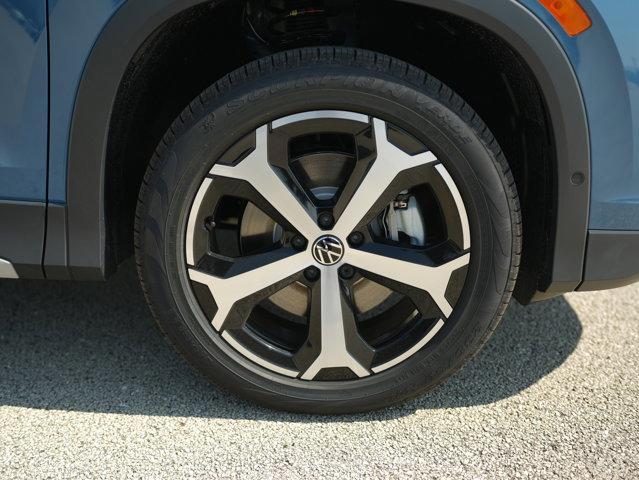 new 2026 Volkswagen Tiguan car, priced at $35,300