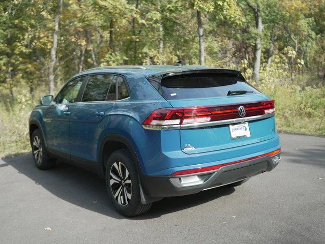 new 2026 Volkswagen Atlas Cross Sport car, priced at $38,137