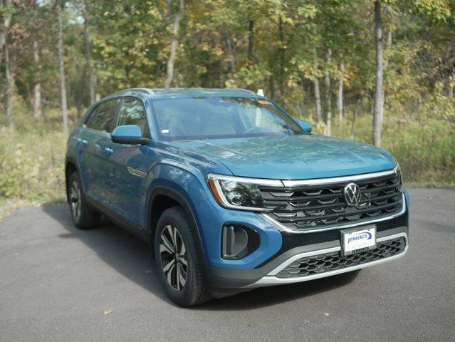 new 2026 Volkswagen Atlas Cross Sport car, priced at $38,137