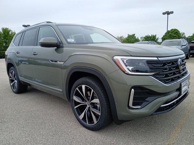 new 2026 Volkswagen Atlas car, priced at $51,681