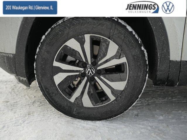 new 2026 Volkswagen Atlas car, priced at $42,682