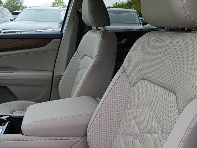 new 2026 Volkswagen Atlas car, priced at $44,010