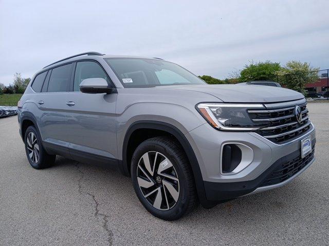 new 2026 Volkswagen Atlas car, priced at $44,010