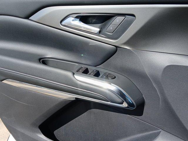 new 2026 Chevrolet Traverse car, priced at $43,595