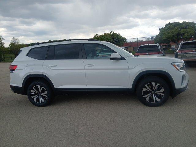 new 2026 Volkswagen Atlas car, priced at $39,182