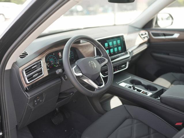 new 2026 Volkswagen Atlas car, priced at $42,384