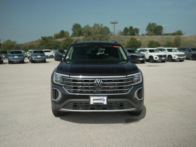 new 2026 Volkswagen Atlas car, priced at $42,384