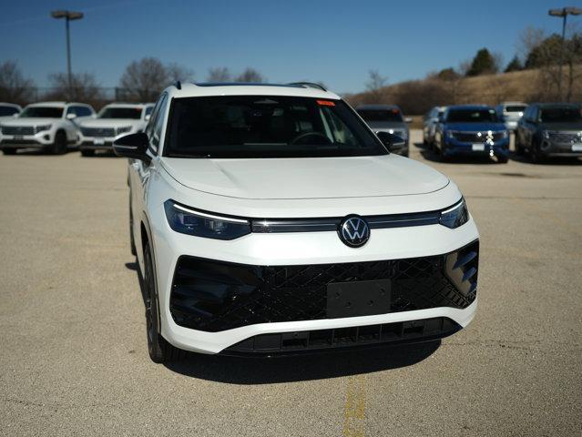 new 2026 Volkswagen Tiguan car, priced at $38,125