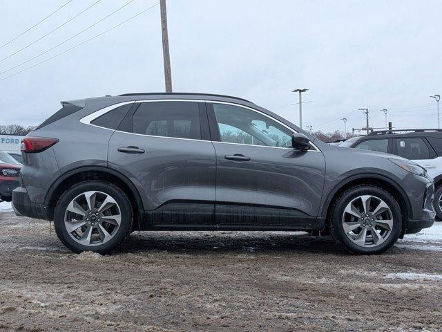 used 2023 Ford Escape car, priced at $25,484