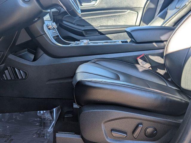 used 2022 Ford Edge car, priced at $24,937