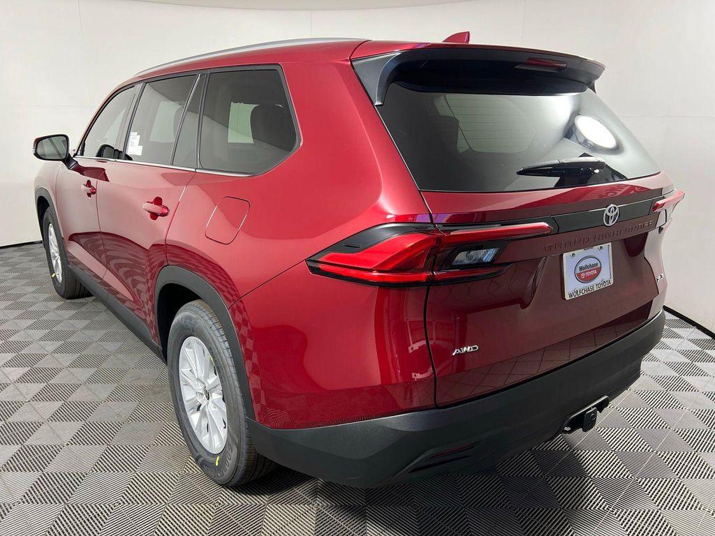 new 2026 Toyota Grand Highlander Hybrid car, priced at $51,623