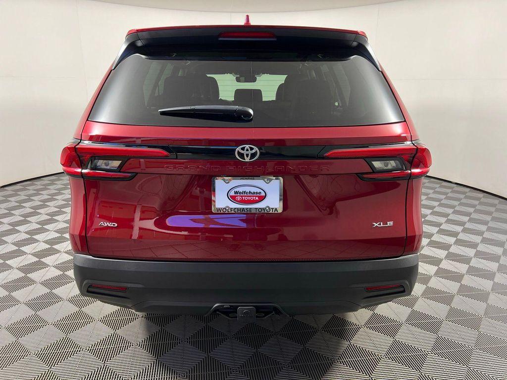 new 2026 Toyota Grand Highlander Hybrid car, priced at $51,623