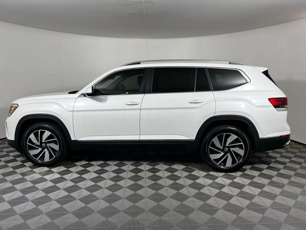 used 2024 Volkswagen Atlas car, priced at $34,412