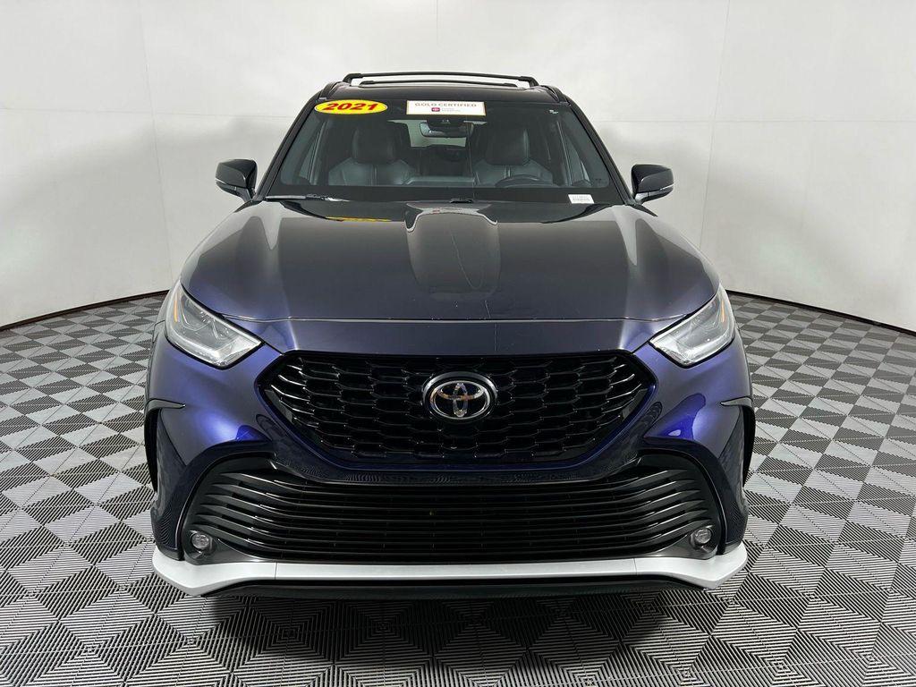used 2021 Toyota Highlander car, priced at $31,648