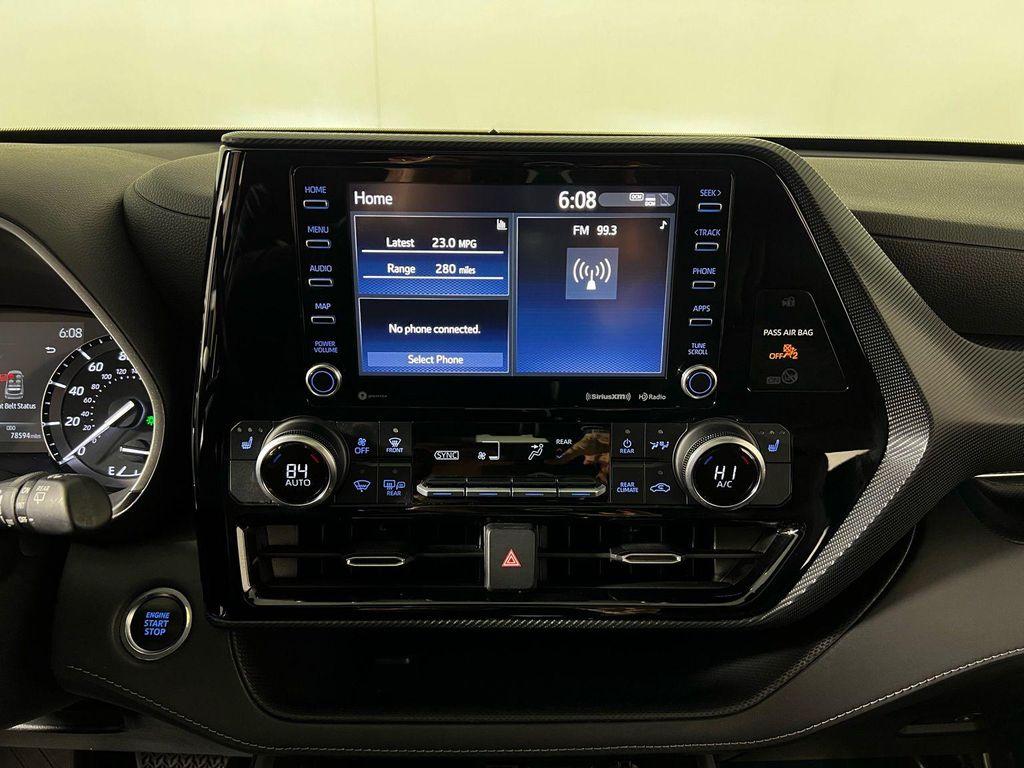 used 2021 Toyota Highlander car, priced at $31,648
