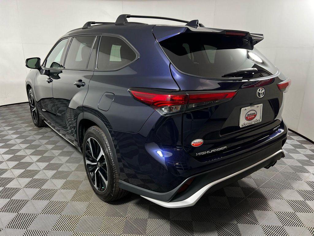 used 2021 Toyota Highlander car, priced at $31,648
