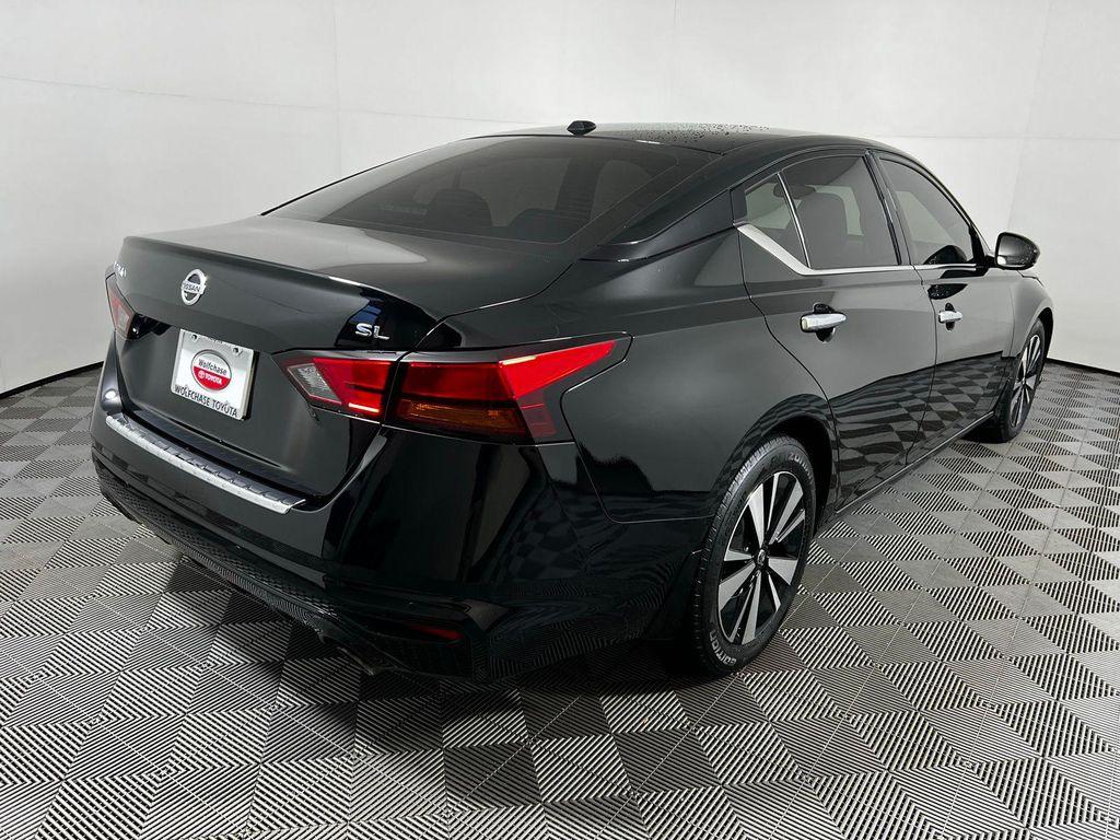 used 2022 Nissan Altima car, priced at $15,500