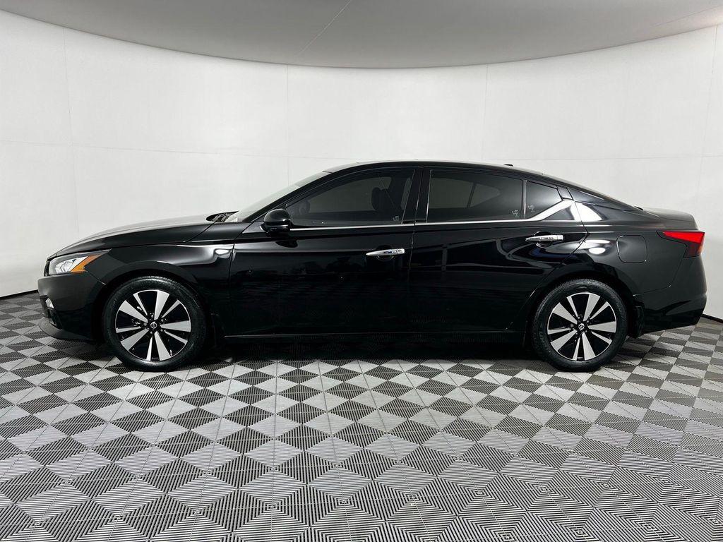 used 2022 Nissan Altima car, priced at $15,500
