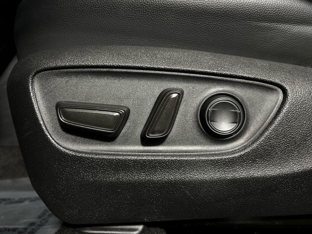 used 2023 Toyota Highlander car, priced at $35,441