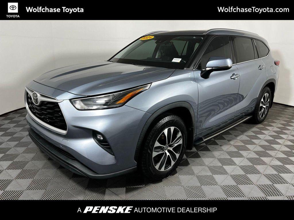 used 2021 Toyota Highlander car, priced at $25,821
