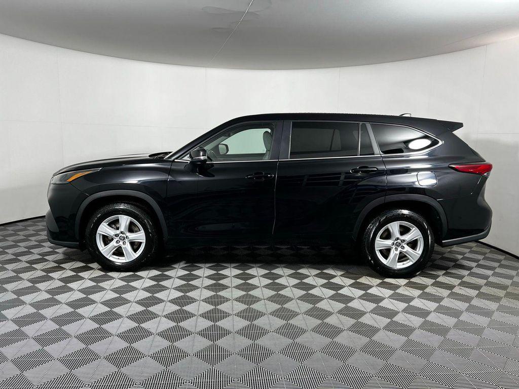 used 2023 Toyota Highlander car, priced at $28,593