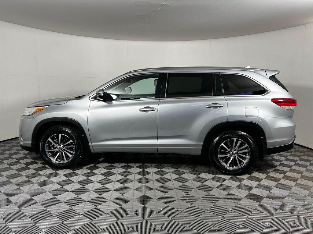 used 2018 Toyota Highlander car, priced at $23,272