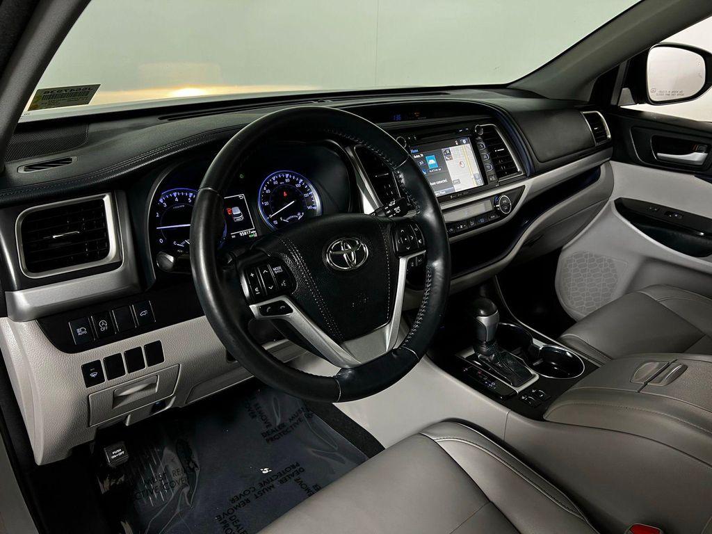 used 2018 Toyota Highlander car, priced at $23,272